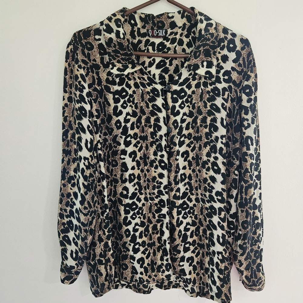 Vintage Quo-Silk Womens Button Up Tunic Size M 100% Silk Cheetah Print Collared
